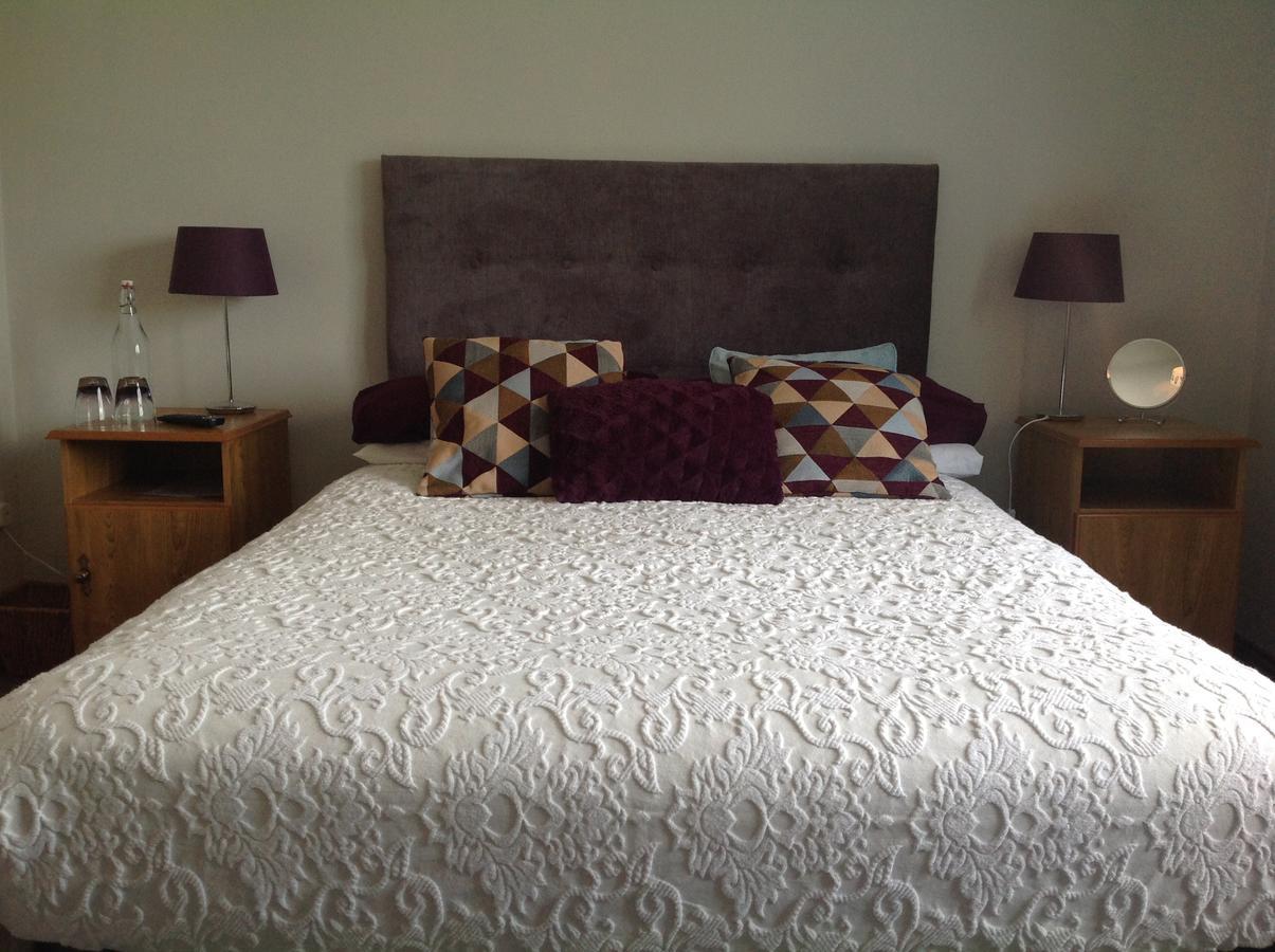 The Well Bed & Breakfast โคลนาคิลตี ภายนอก รูปภาพ